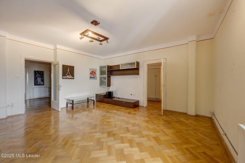 Carol I, nr. 59 Apartament 3 camere, 122 mp, in vila istorica