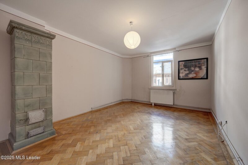 Carol I, nr. 59 Apartament 3 camere, 122 mp, in vila istorica